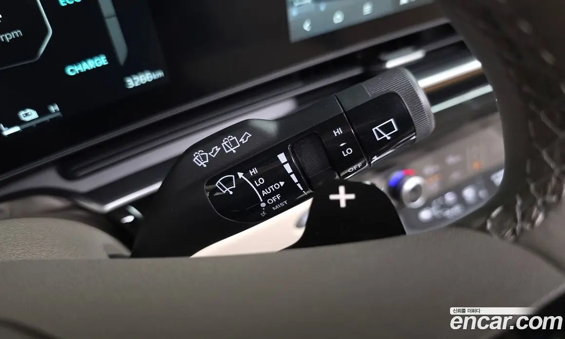 Kia Carnival 2025 1.6 автомат (гидро), фото 39