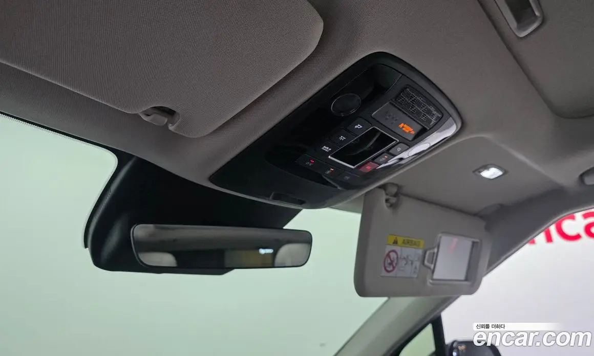 Kia Carnival 2025 1.6 автомат (гидро), фото 29