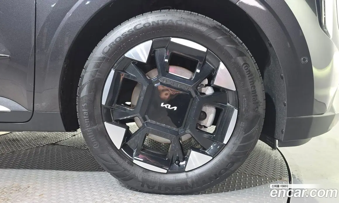Kia Carnival 2025 1.6 автомат (гидро), фото 7