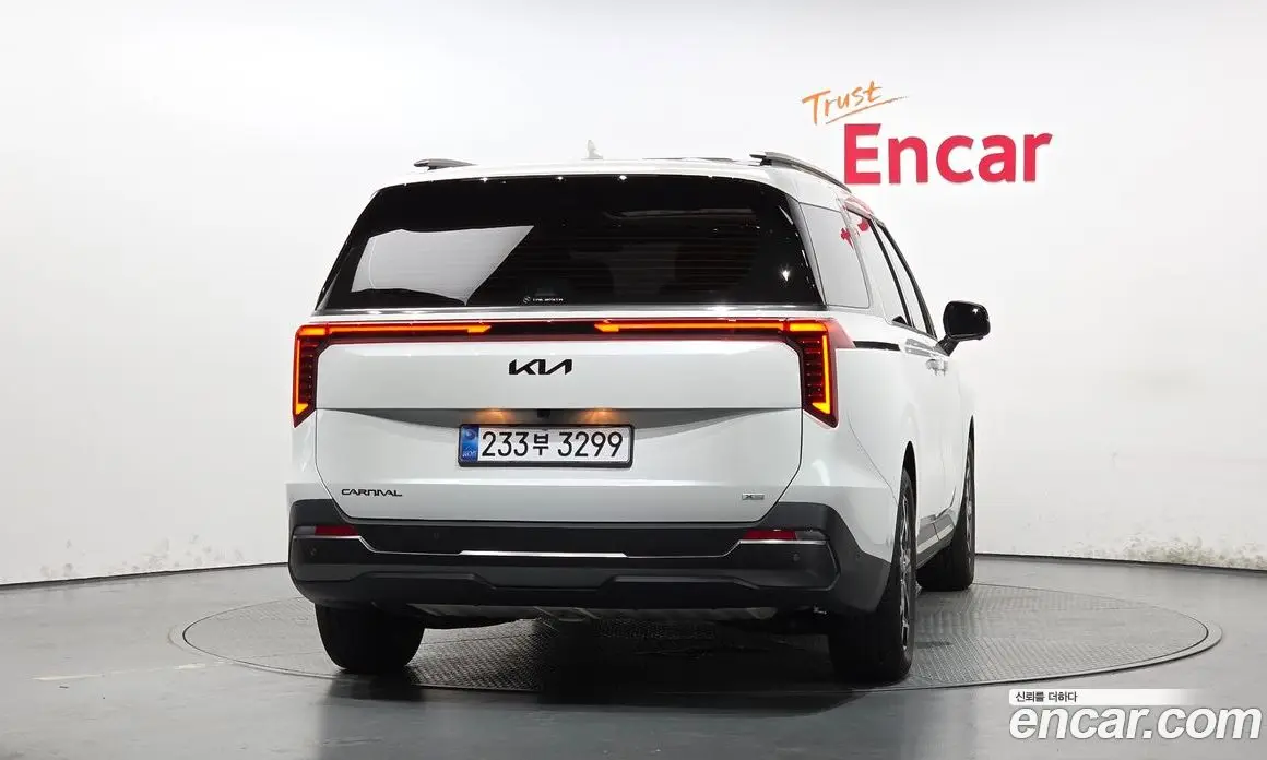 Kia Carnival 2026 3.5 автомат (гидро), фото 3