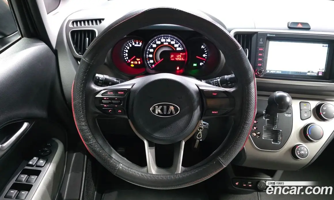 Kia Ray 2019 1.0 автомат (гидро), фото 13