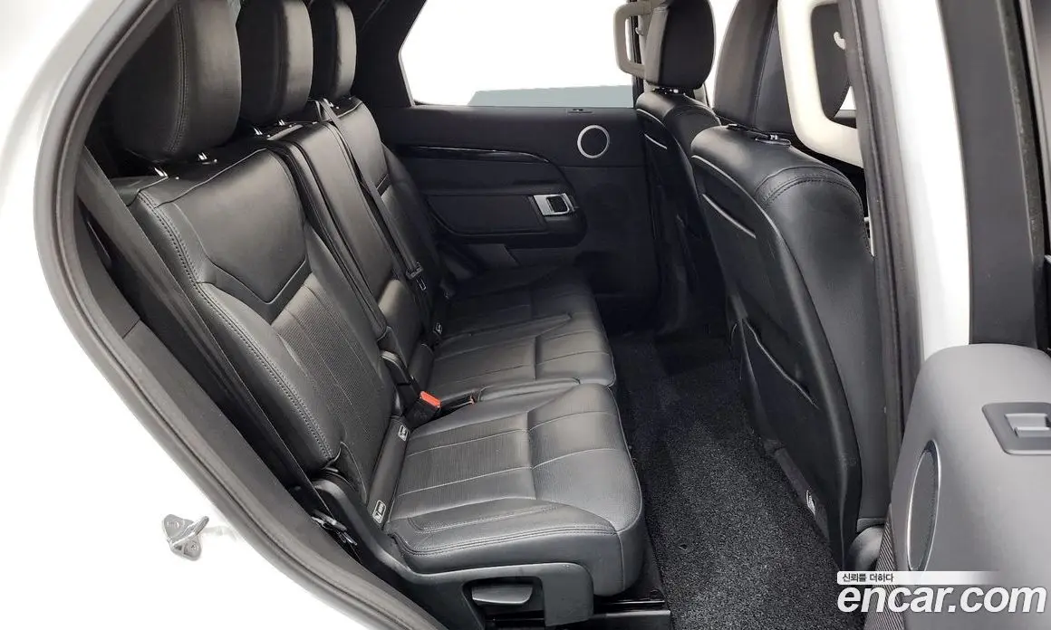 Land Rover Discovery 2019 3.0 автомат (гидро), фото 17