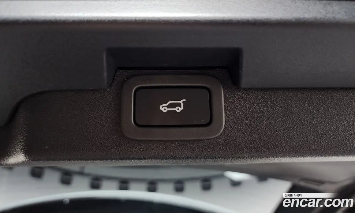 Land Rover Discovery 2019 3.0 автомат (гидро), фото 24