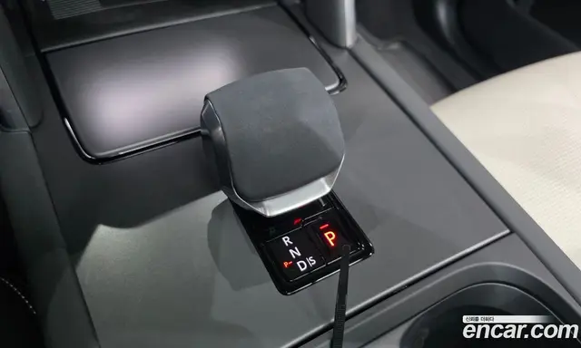 Land Rover Discovery Sport 2025 2.0 автомат (гидро), миниатюра 11
