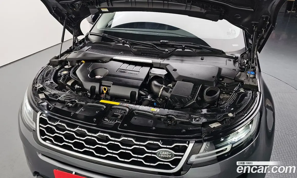 Land Rover Range Rover Evoque 2020 2.0 автомат (гидро), фото 5
