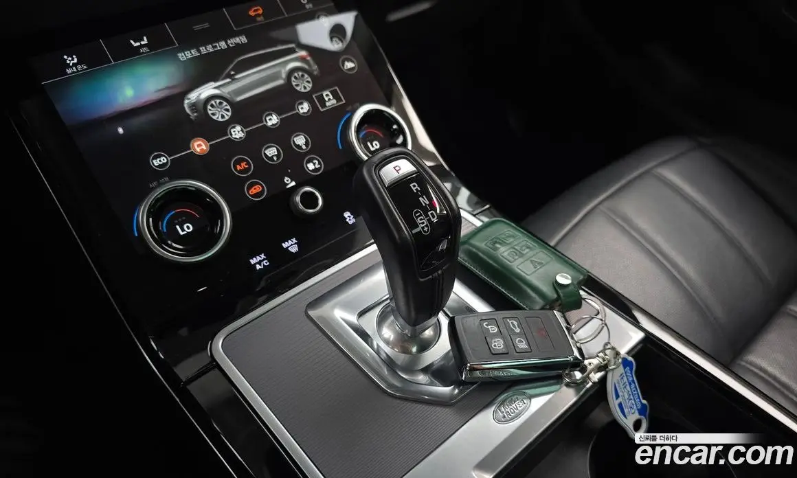 Land Rover Range Rover Evoque 2020 2.0 автомат (гидро), фото 9