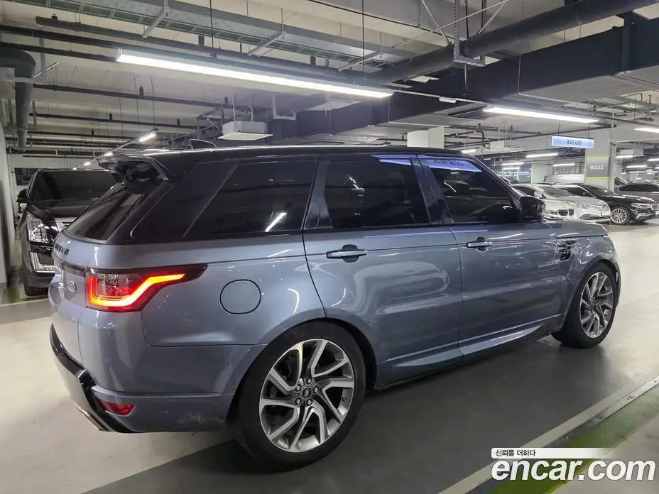 Land Rover Range Rover Sport 2018 3.0 автомат (гидро), фото 4