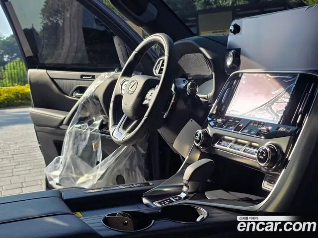 Lexus LX 2025 3.4 автомат (гидро), миниатюра 12