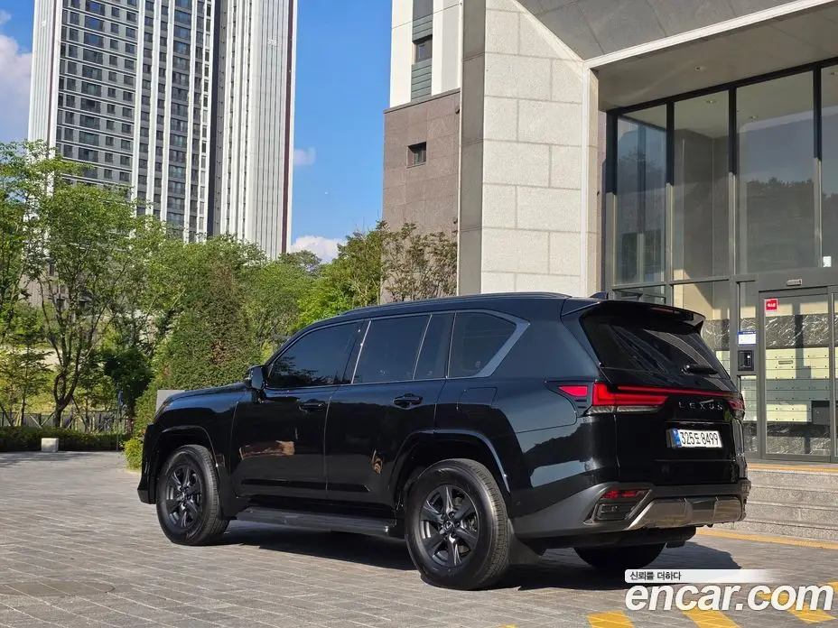 Lexus LX 2025 3.4 автомат (гидро), фото 4