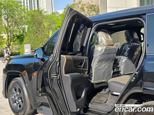 Lexus LX 2025 3.4 автомат (гидро), миниатюра 7