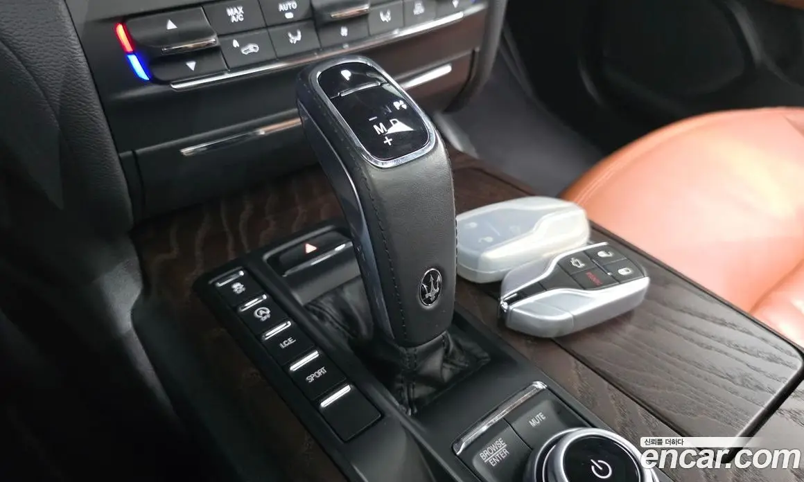 Maserati Ghibli 2022 2.0 автомат (гидро), фото 12