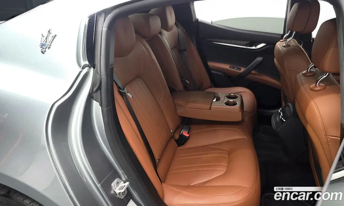 Maserati Ghibli 2022 2.0 автомат (гидро), фото 17