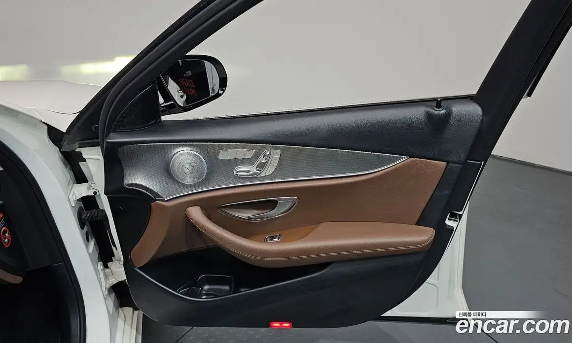 Mercedes-Benz E-Class 2019 2.0 автомат (гидро), фото 14