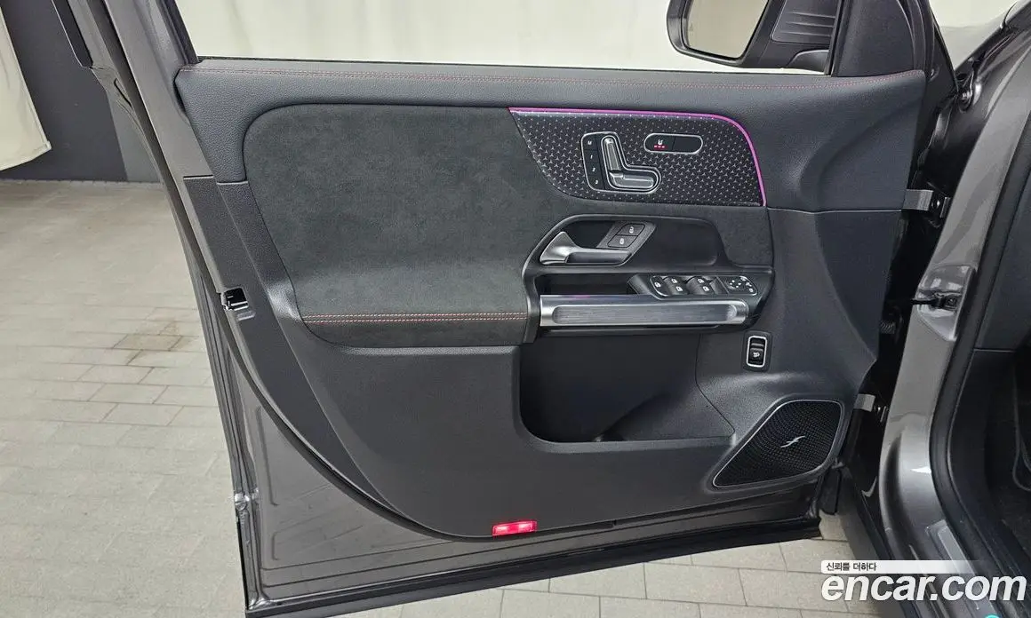 Mercedes-Benz EQB 2025 0.2 автомат (гидро), фото 13