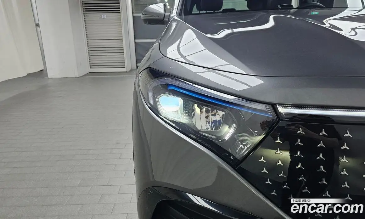 Mercedes-Benz EQB 2025 0.2 автомат (гидро), фото 7