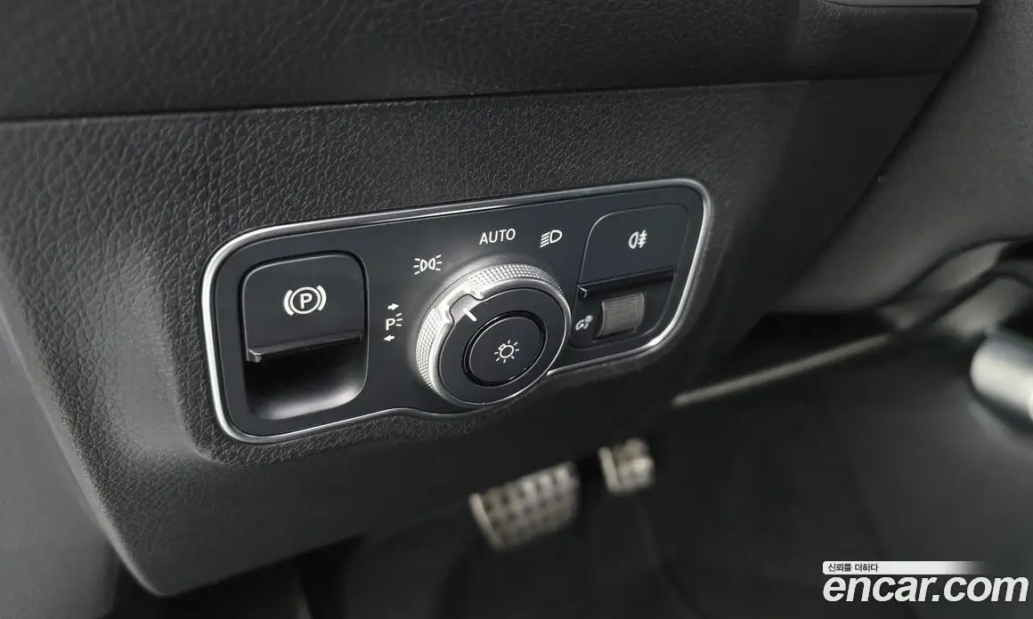 Mercedes-Benz GLB-Class 2022 2.0 автомат (гидро), фото 27