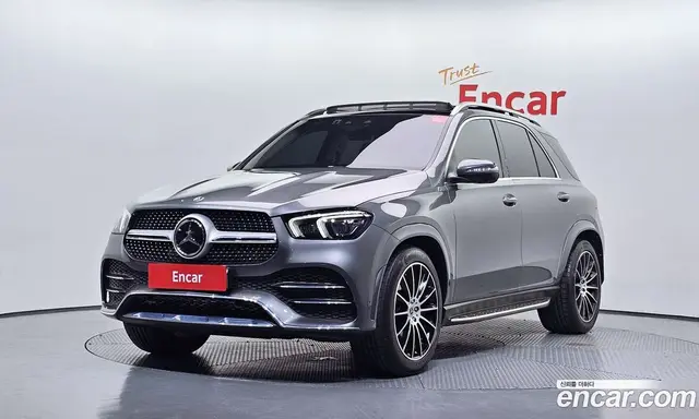 Mercedes-Benz GLE-Class 2023 3.0 автомат (гидро), миниатюра 1