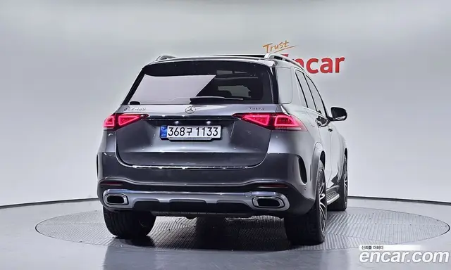 Mercedes-Benz GLE-Class 2023 3.0 автомат (гидро), миниатюра 4