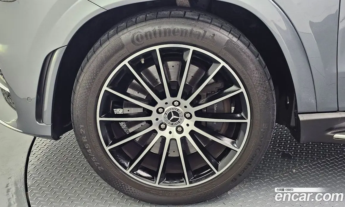 Mercedes-Benz GLE-Class 2023 3.0 автомат (гидро), фото 5