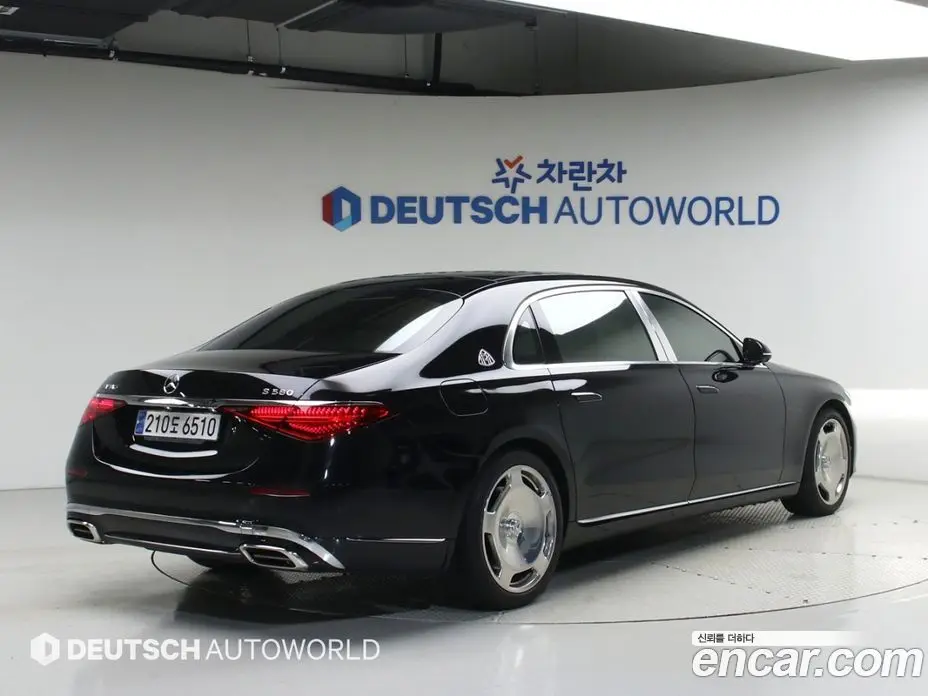 Mercedes-Benz S-Class 2023 4.0 автомат (гидро), фото 2
