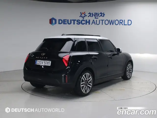 Mini Cooper 2025 2.0 автомат (гидро), миниатюра 2