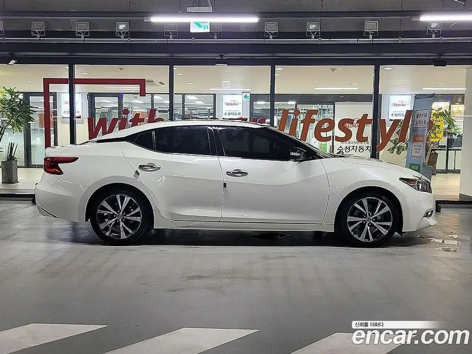 Nissan Maxima 2016 3.5 автомат (гидро), фото 3