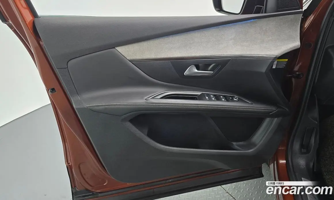 Peugeot 5008 2021 1.5 автомат (гидро), фото 14