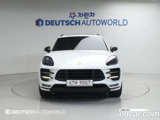 Porsche Macan 2015 3.6 автомат (гидро), миниатюра 3
