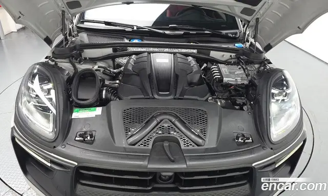 Porsche Macan 2023 2.9 автомат (гидро), миниатюра 6