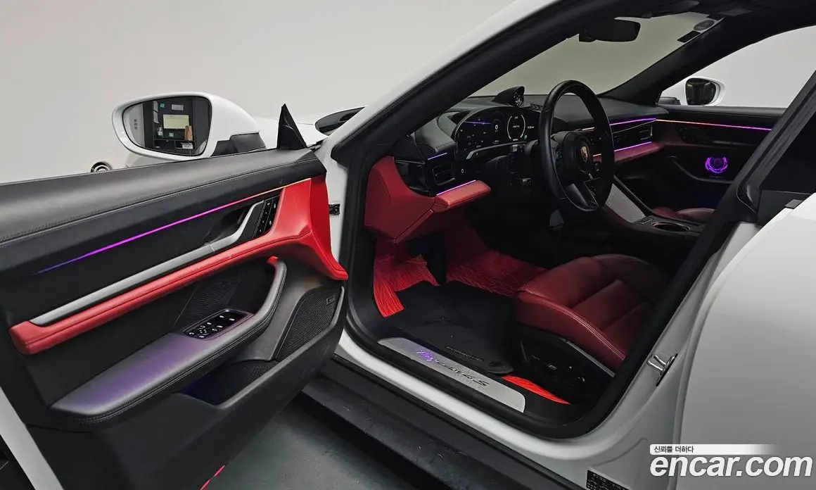 Porsche Taycan 2021 0.1 автомат (гидро), фото 12