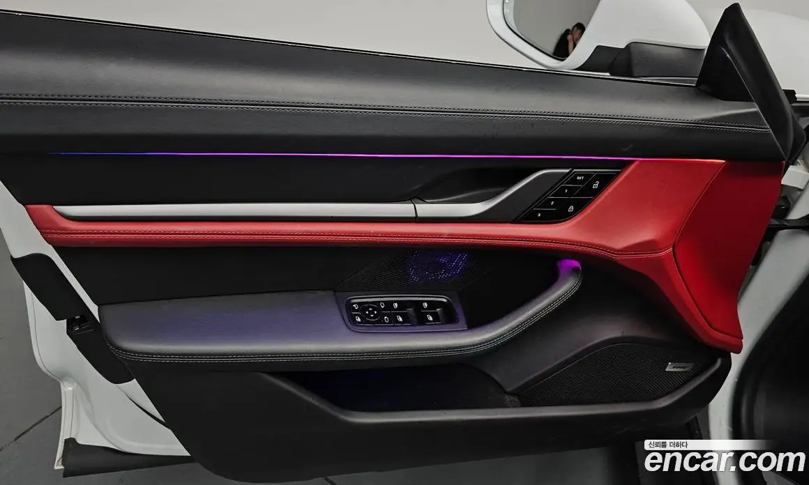 Porsche Taycan 2021 0.1 автомат (гидро), фото 13
