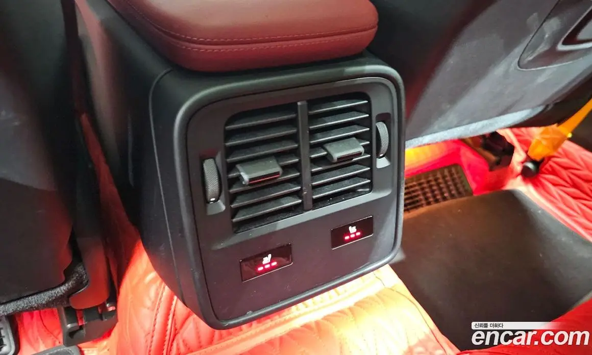Porsche Taycan 2021 0.1 автомат (гидро), фото 24