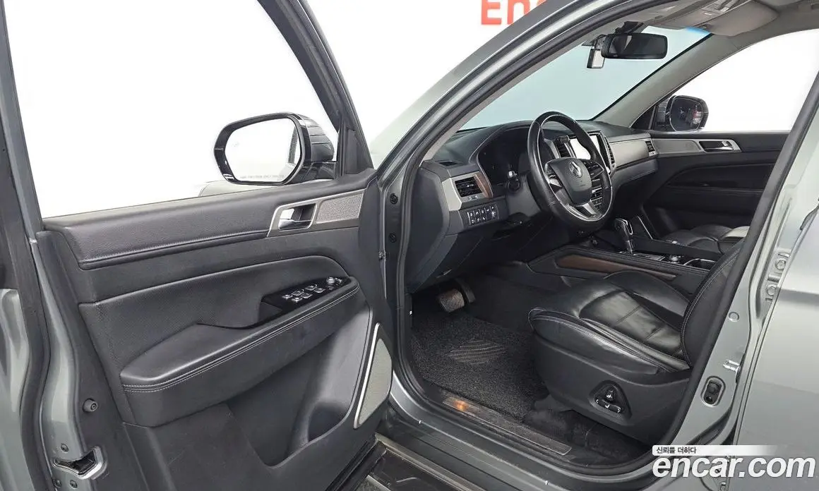 SsangYong Rexton 2018 2.2 автомат (гидро), фото 13