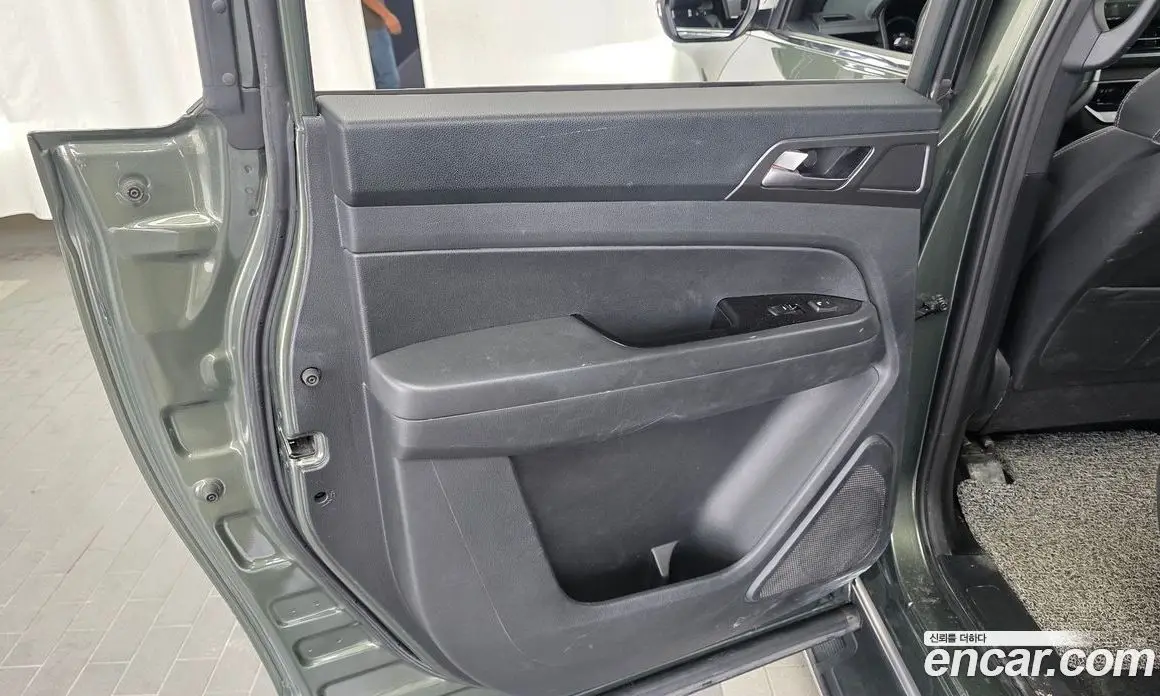 SsangYong Rexton 2023 2.2 автомат (гидро), фото 15