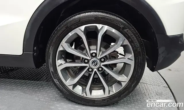 SsangYong TIBOLI 2017 1.6 автомат (гидро), миниатюра 7