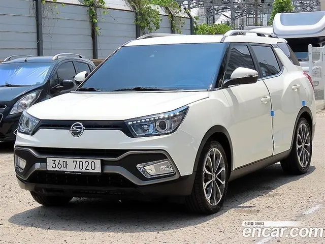 SsangYong TIBOLI 2017 1.6 автомат (гидро), миниатюра 1