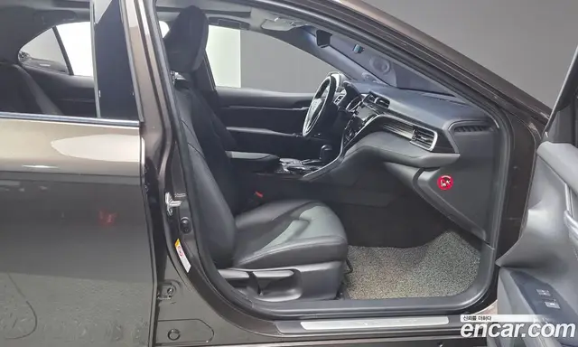 Toyota Camry 2018 2.5 автомат (гидро), миниатюра 11