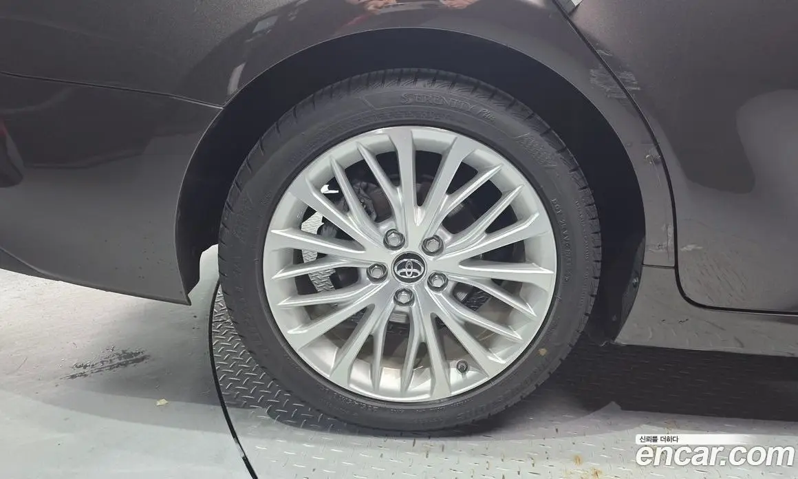 Toyota Camry 2018 2.5 автомат (гидро), фото 5