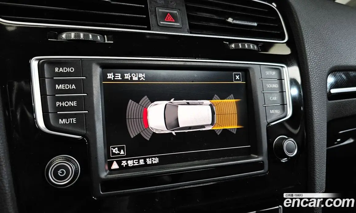 Volkswagen Golf 2016 2.0 автомат (гидро), фото 15