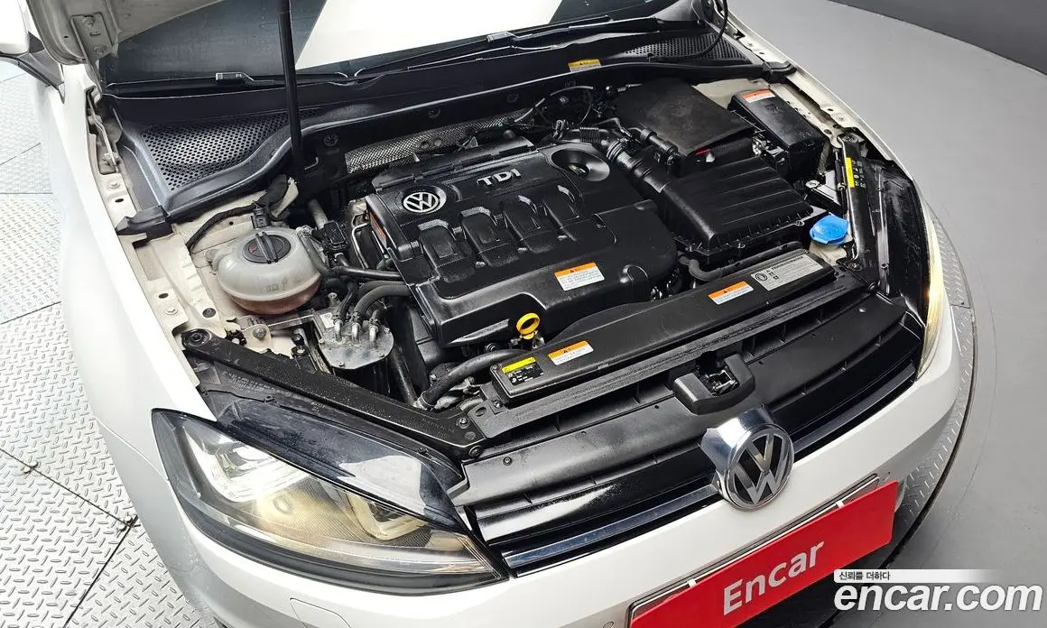 Volkswagen Golf 2016 2.0 автомат (гидро), фото 6