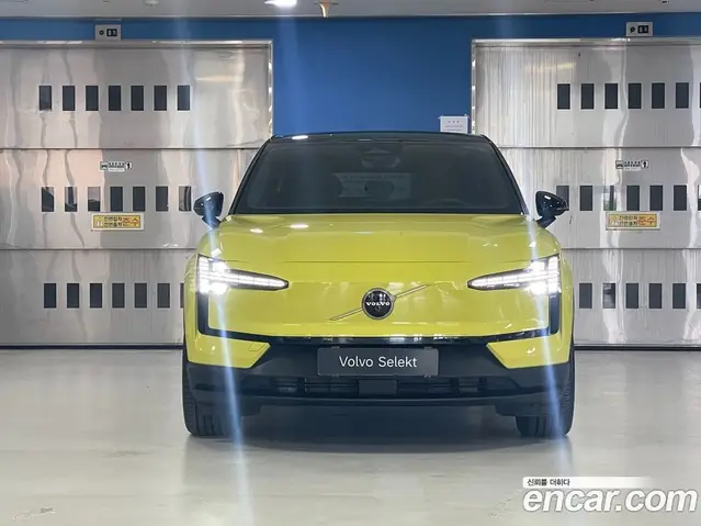 Volvo EX30 2025 0.2 автомат (гидро), миниатюра 3