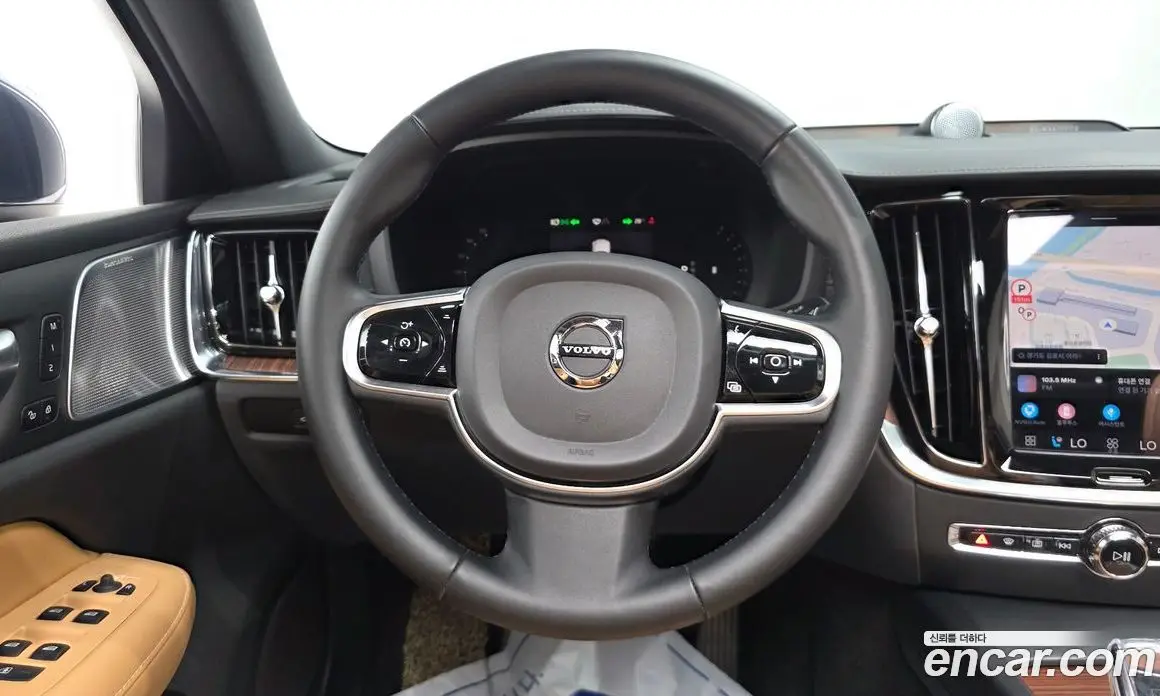 Volvo S60 2023 2.0 автомат (гидро), фото 18