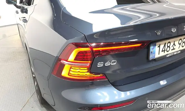 Volvo S60 2023 2.0 автомат (гидро), миниатюра 8