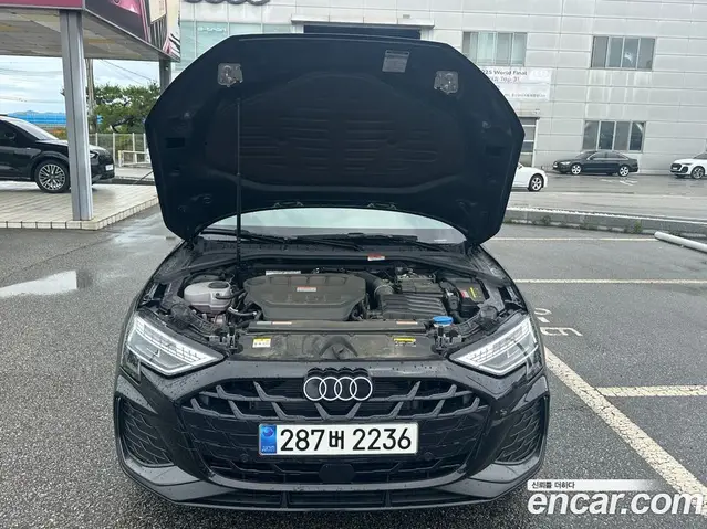Audi A3 2025 2.0 автомат (гидро), миниатюра 6