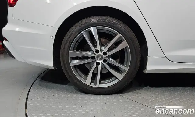 Audi A6 2020 3.0 автомат (гидро), миниатюра 5