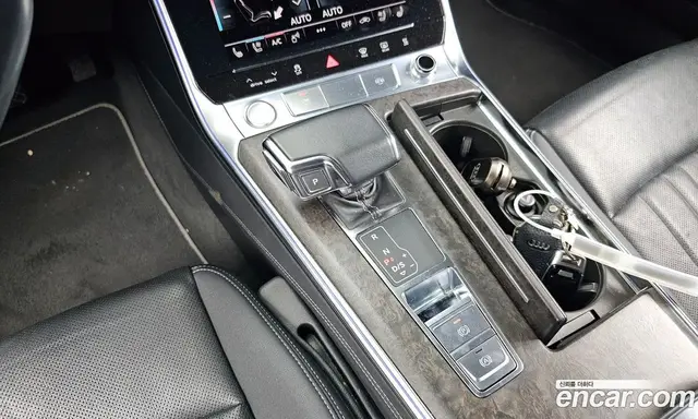Audi A6 2020 3.0 автомат (гидро), миниатюра 9