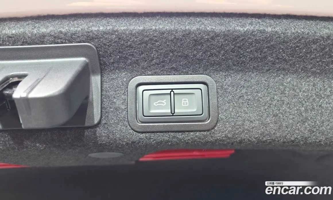 Audi A6 2023 2.0 автомат (гидро), фото 18