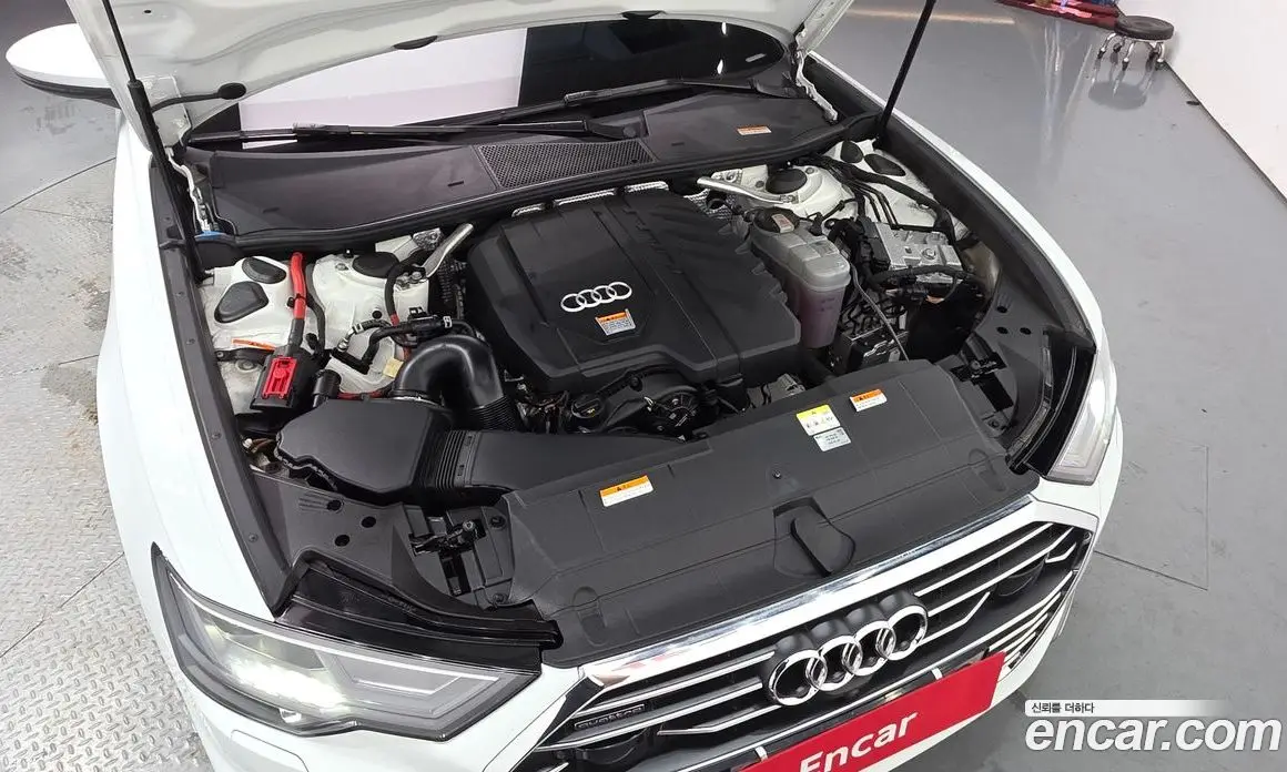 Audi A6 2023 2.0 автомат (гидро), фото 6
