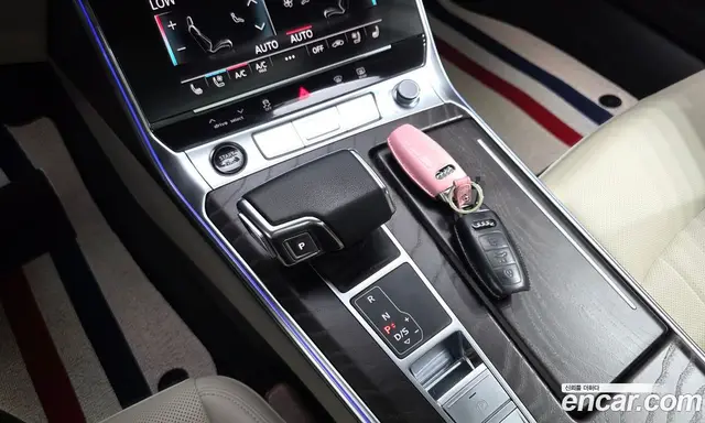 Audi A6 2023 2.0 автомат (гидро), миниатюра 9