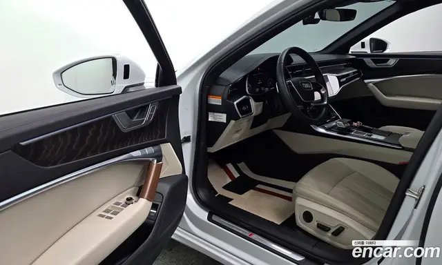 Audi A6 2023 2.0 автомат (гидро), миниатюра 10